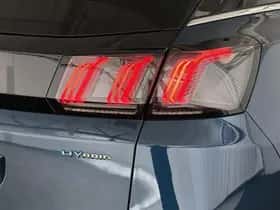 Peugeot 3008 (2022) thumbnail 20