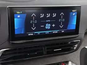 Peugeot 3008 (2022) thumbnail 23