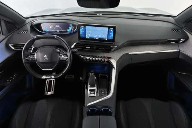 Peugeot 3008 (2022) thumbnail 7