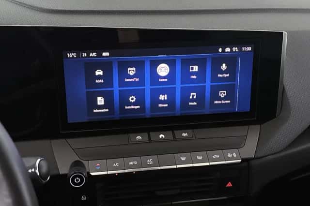 Opel Astra (2023) thumbnail 24