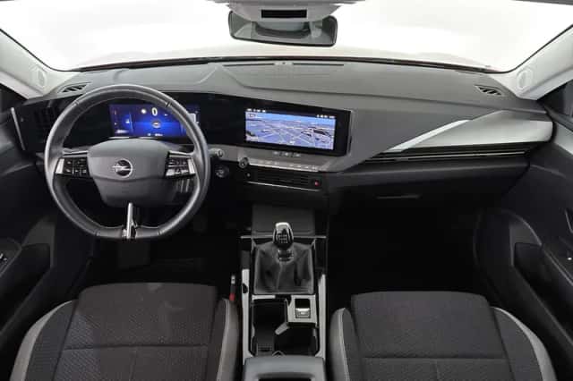Opel Astra (2023) thumbnail 10