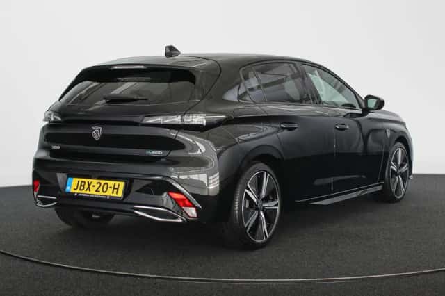 Peugeot 308 (2022) thumbnail 3
