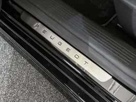 Peugeot 308 (2022) thumbnail 25