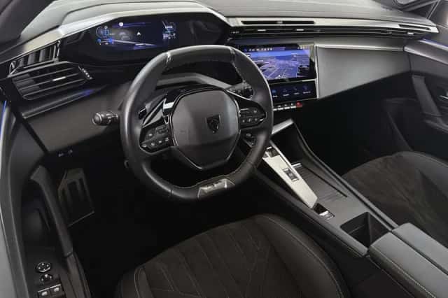 Peugeot 308 (2022) thumbnail 5
