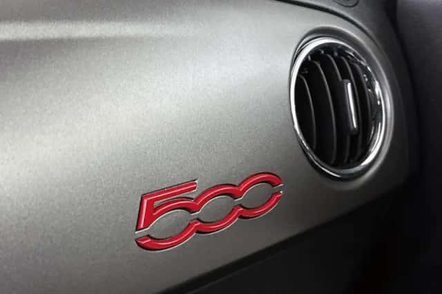 Fiat 500 (2018) thumbnail 18