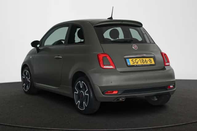 Fiat 500 (2018) thumbnail 4
