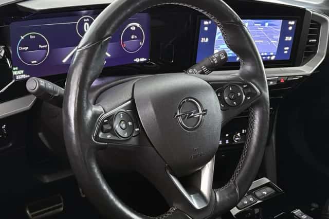 Opel Mokka-e (2022) thumbnail 13