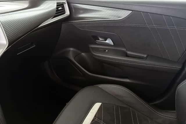 Opel Mokka-e (2022) thumbnail 38