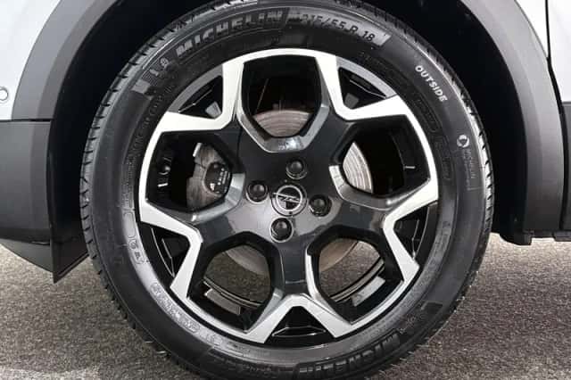 Opel Mokka-e (2022) thumbnail 8