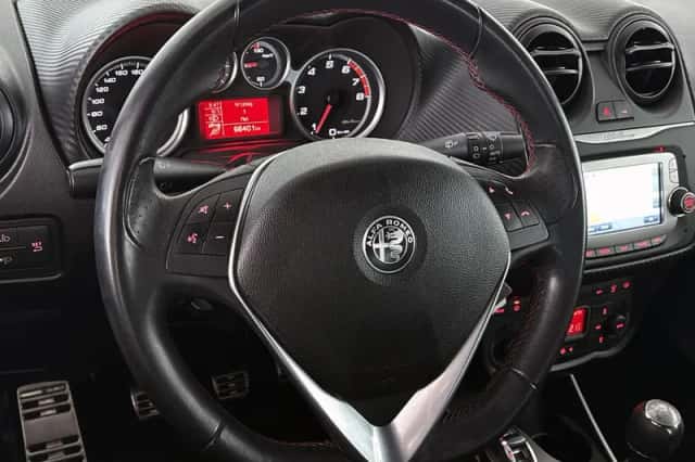 Alfa Romeo Mito (2018) thumbnail 11