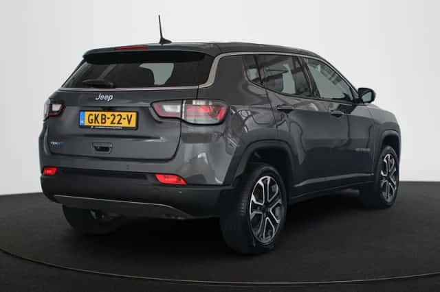 Jeep Compass (2024) thumbnail 3