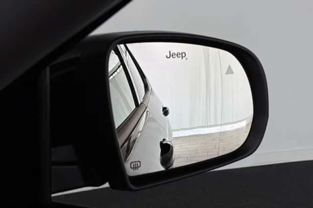 Jeep Compass (2024) thumbnail 26
