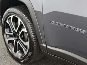 Jeep Compass (2024) thumbnail 36