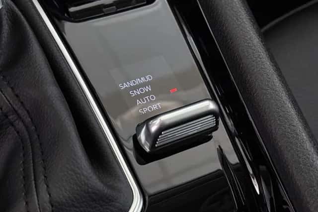 Jeep Compass (2024) thumbnail 38