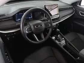 Jeep Compass (2024) thumbnail 5