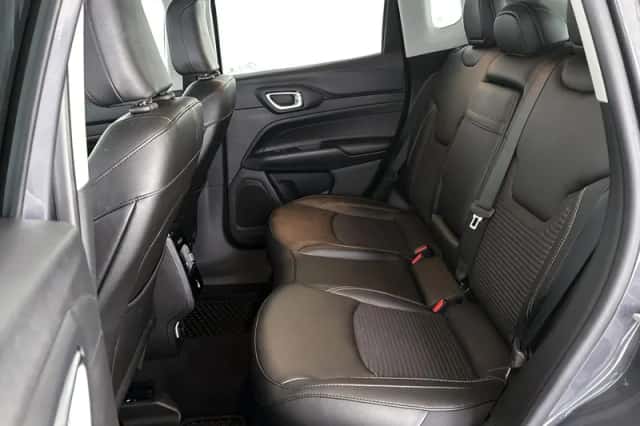 Jeep Compass (2024) thumbnail 8