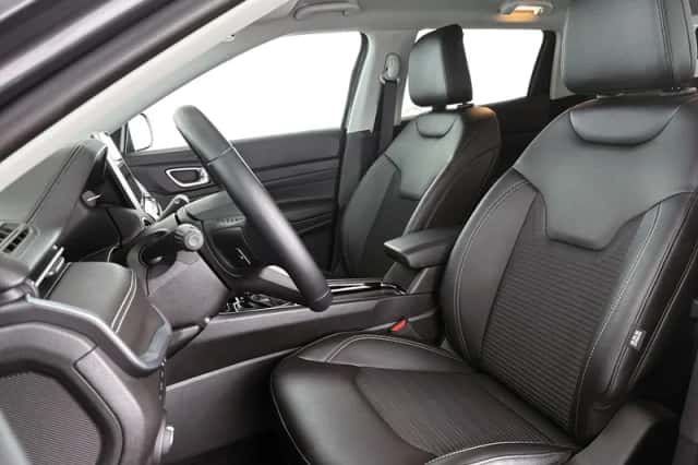 Jeep Compass (2024) thumbnail 6