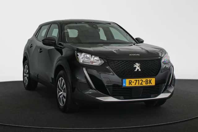 Peugeot e-2008 (2022) thumbnail 2