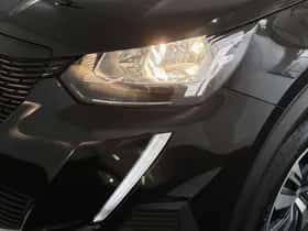 Peugeot e-2008 (2022) thumbnail 17
