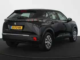 Peugeot e-2008 (2022) thumbnail 3