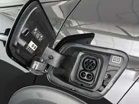 Peugeot e-2008 (2022) thumbnail 25