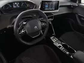 Peugeot e-2008 (2022) thumbnail 5