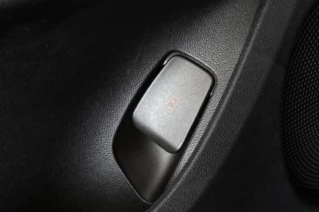 Fiat 500C (2020) thumbnail 36