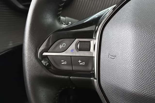 Peugeot 208 (2021) thumbnail 19