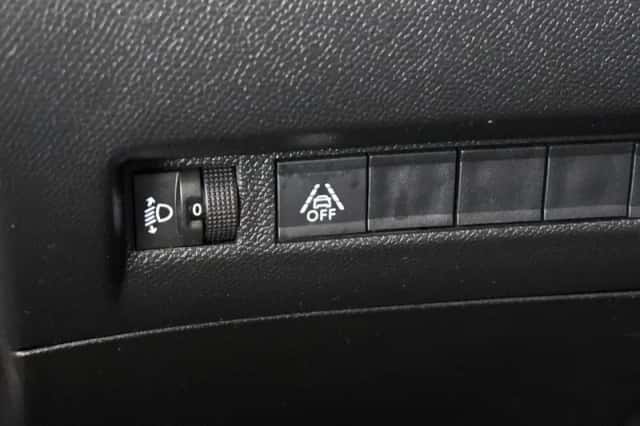 Peugeot 208 (2021) thumbnail 29
