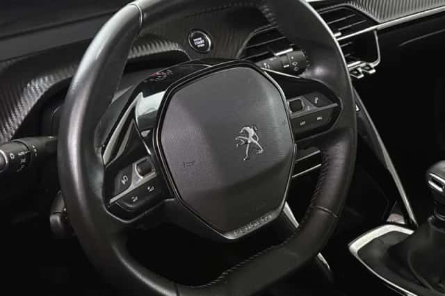Peugeot 208 (2021) thumbnail 7