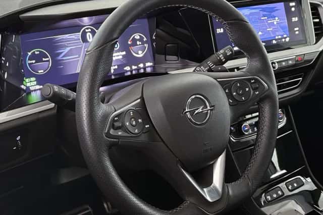 Opel Grandland (2023) thumbnail 12