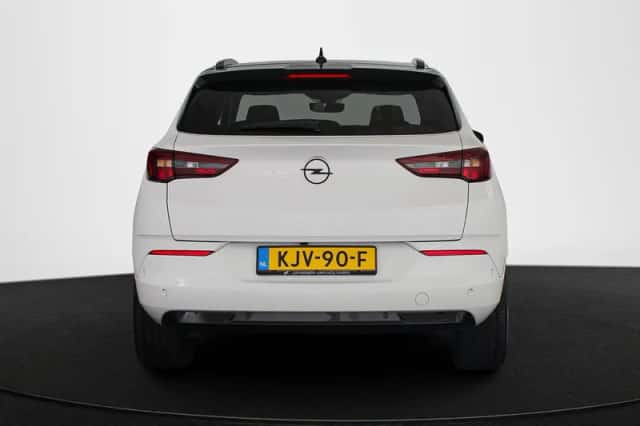 Opel Grandland (2023) thumbnail 15