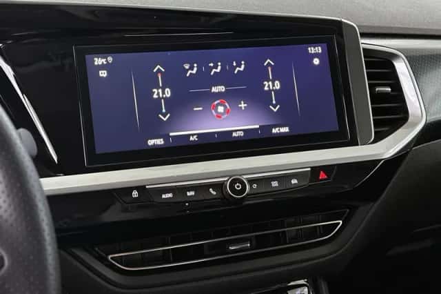 Opel Grandland (2023) thumbnail 23