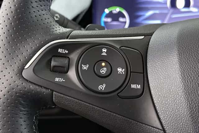 Opel Grandland (2023) thumbnail 28
