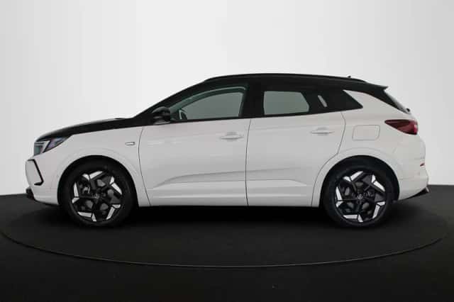 Opel Grandland (2023) thumbnail 31
