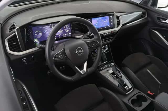 Opel Grandland (2023) thumbnail 5