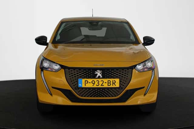 Peugeot e-208 (2022) thumbnail 14
