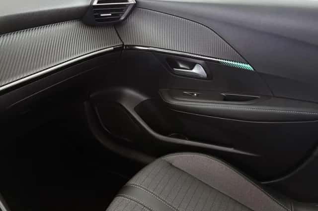 Peugeot e-208 (2022) thumbnail 35