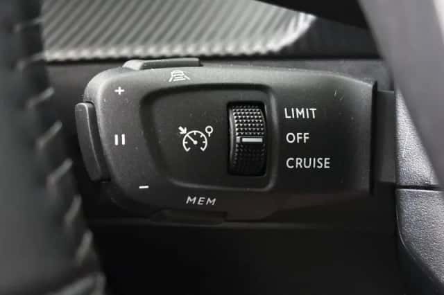 Peugeot 208 (2023) thumbnail 26