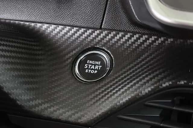 Peugeot 208 (2023) thumbnail 32