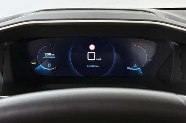 Peugeot 208 (2023) thumbnail 10