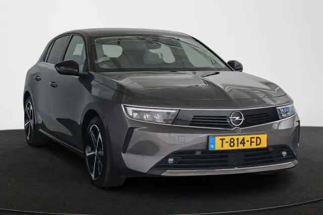 Opel Astra (2023) thumbnail 2