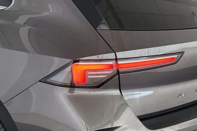 Opel Astra (2023) thumbnail 19