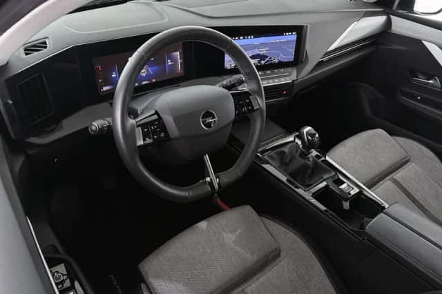 Opel Astra (2023) thumbnail 5