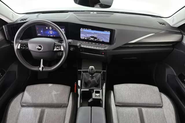 Opel Astra (2023) thumbnail 7