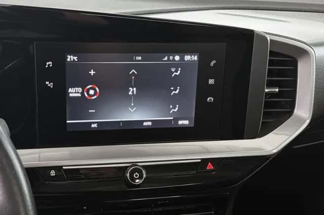 Opel Mokka-e (2022) thumbnail 21