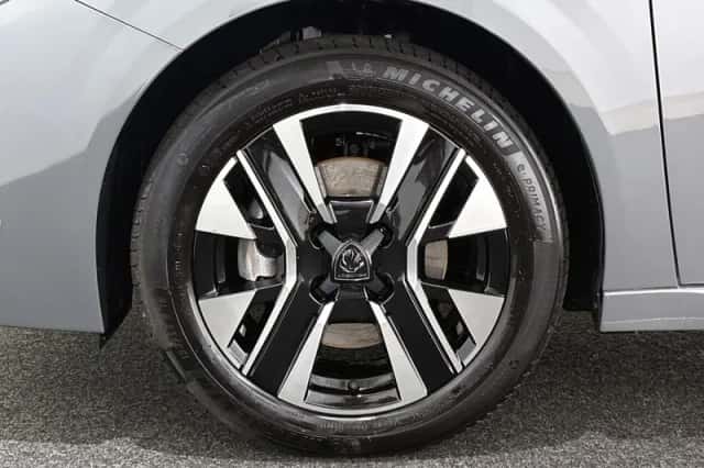 Peugeot 208 (2025) thumbnail 18
