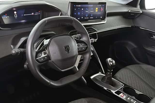 Peugeot 208 (2025) thumbnail 5