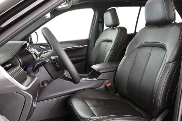 Jeep Grand Cherokee (2025) thumbnail 6