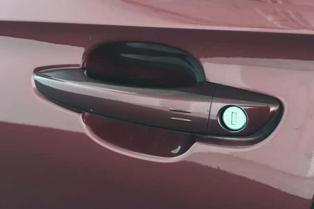 Opel Grandland X (2020) thumbnail 20